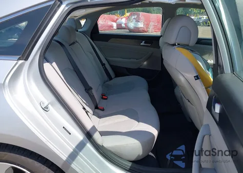 2016 Hyundai Sonata Sport z USA, uszkodzony, nr VIN 5NPE34AF6GH332173